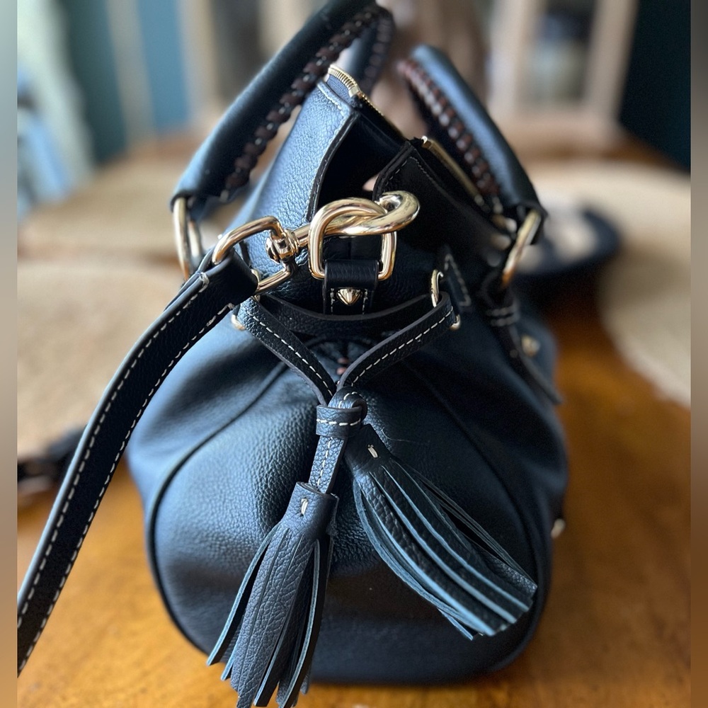 👜 Dooney & Bourke 👜 Leather Satchel, Black - Picture 3 of 7